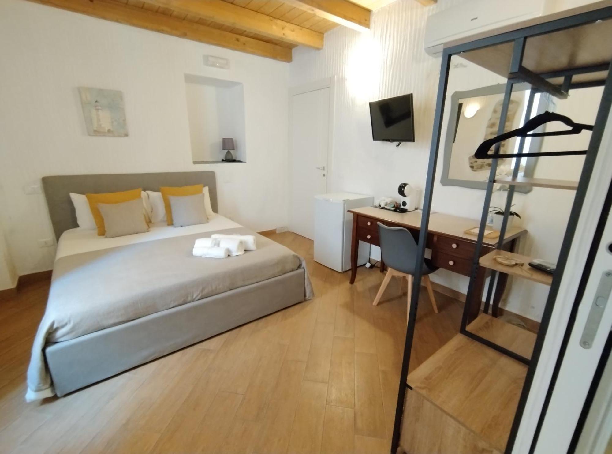 Holmann Suite & Rooms Olbia Exterior foto